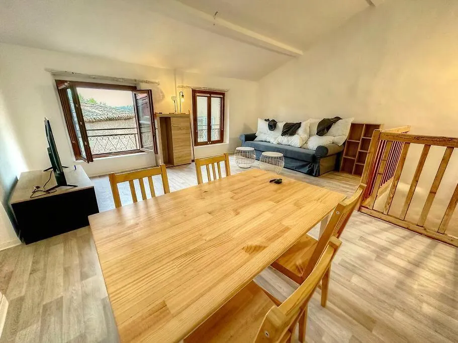 Appartement De Caractere, Lorgues